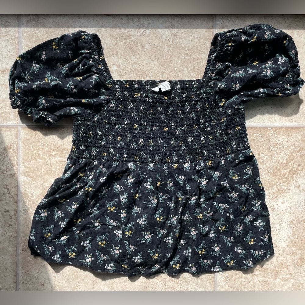 American Eagle peasant top